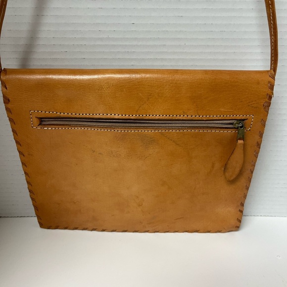 Tan Tooled Leather Western Boho Artsy Gypsy Crossbody Purse Women's Bag - Picture 2 of 5
